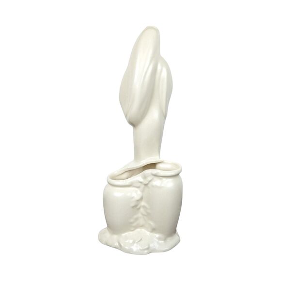 Vintage Haeger Madonna with Child Planter: White Ceramic Religious Figurine - Picture 4 of 9